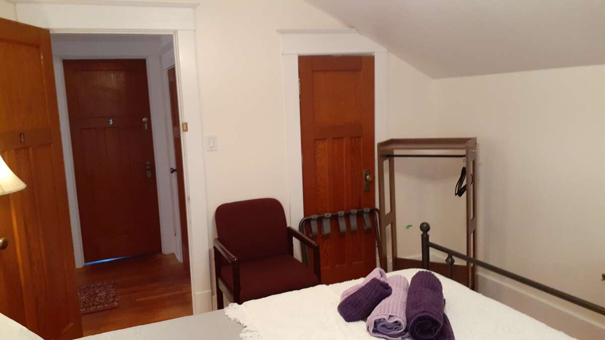 Bedroom with West facing window. Adjacent to 2nd bathroom