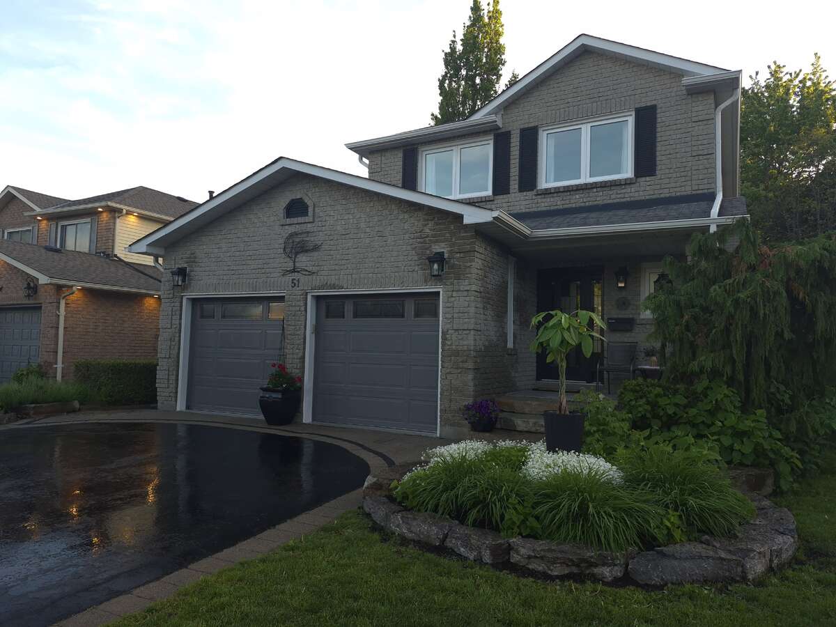 51 Lyndale Crescent