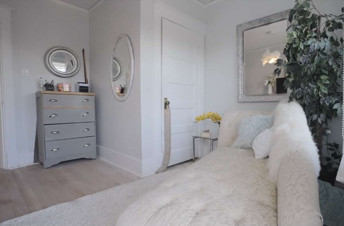 114 Howe Street House For Sale in Victoria, BC For Sale by Owner