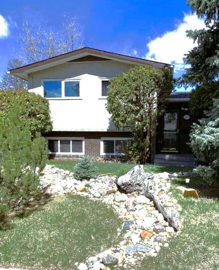 15212 86 Ave