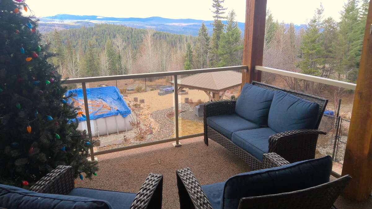 Upper deck - covered