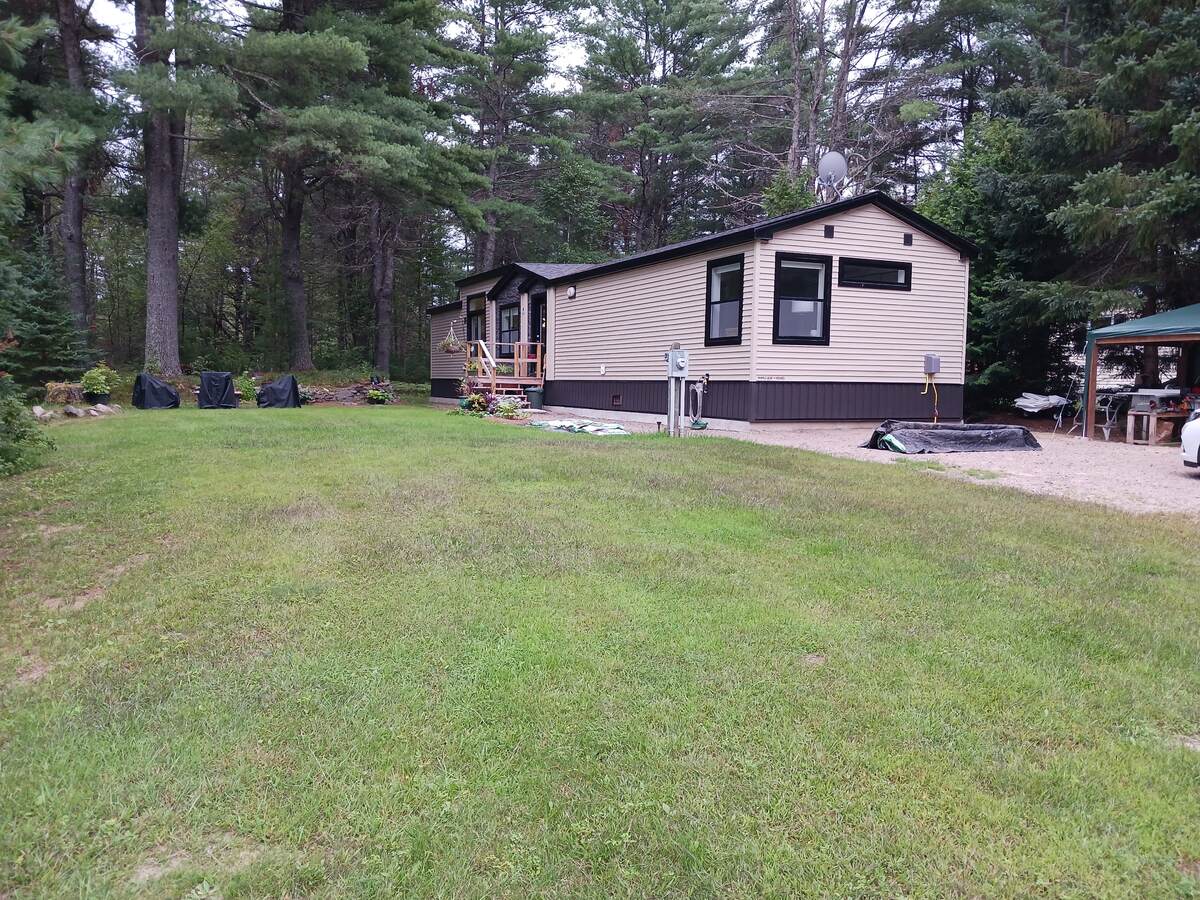 Modular Home / Bungalow / House / Manufactured Home For Sale in Chalk River, ON - 2 bed, 1 bath