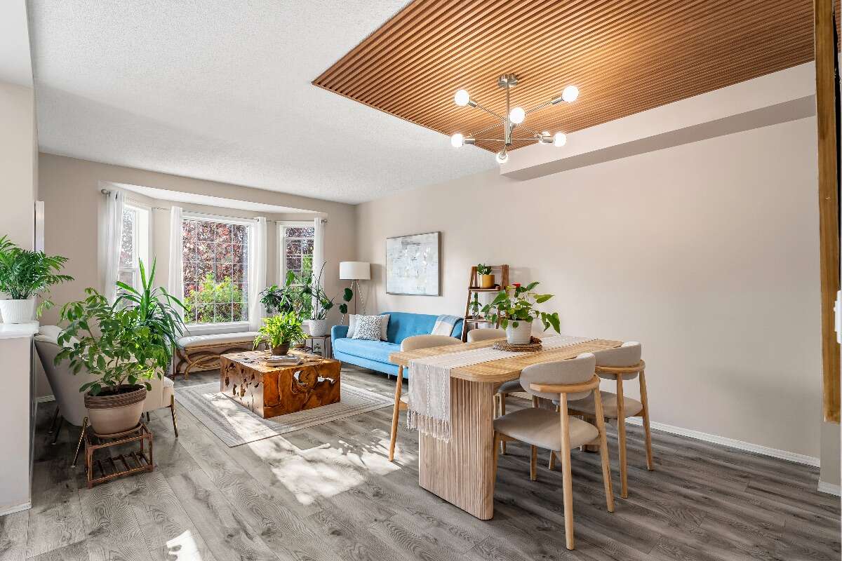 Many modern upgrades, close to amenities & parks