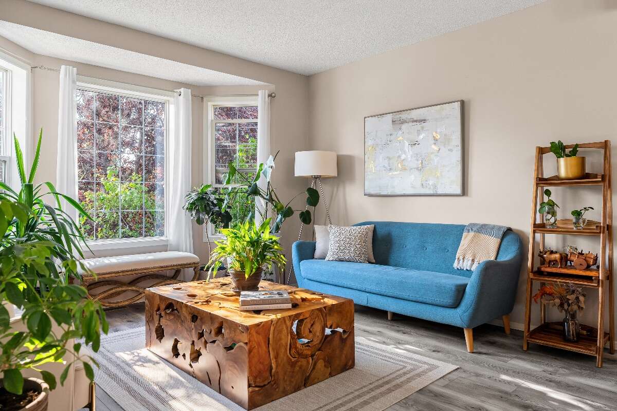 Many modern upgrades, close to amenities & parks