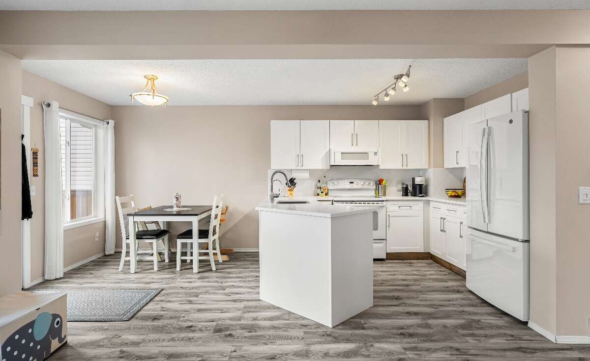 Many modern upgrades, close to amenities & parks