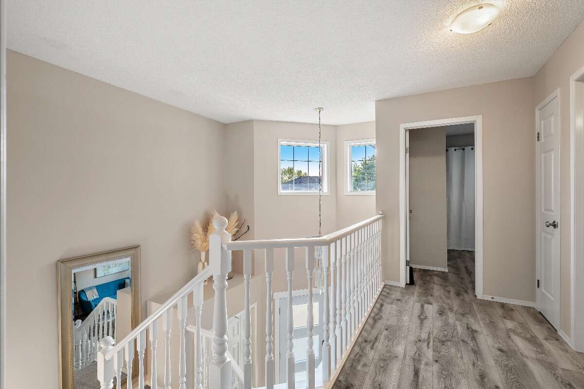 Many modern upgrades, close to amenities & parks