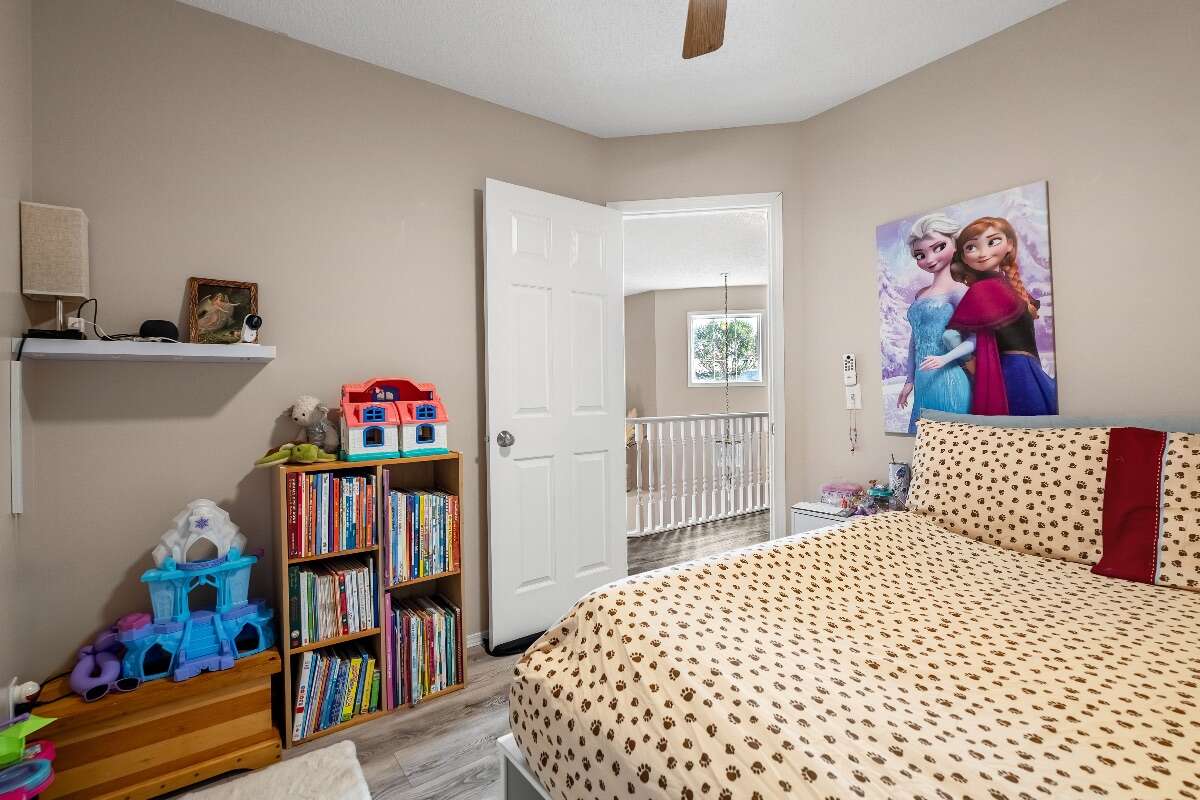 Many modern upgrades, close to amenities & parks