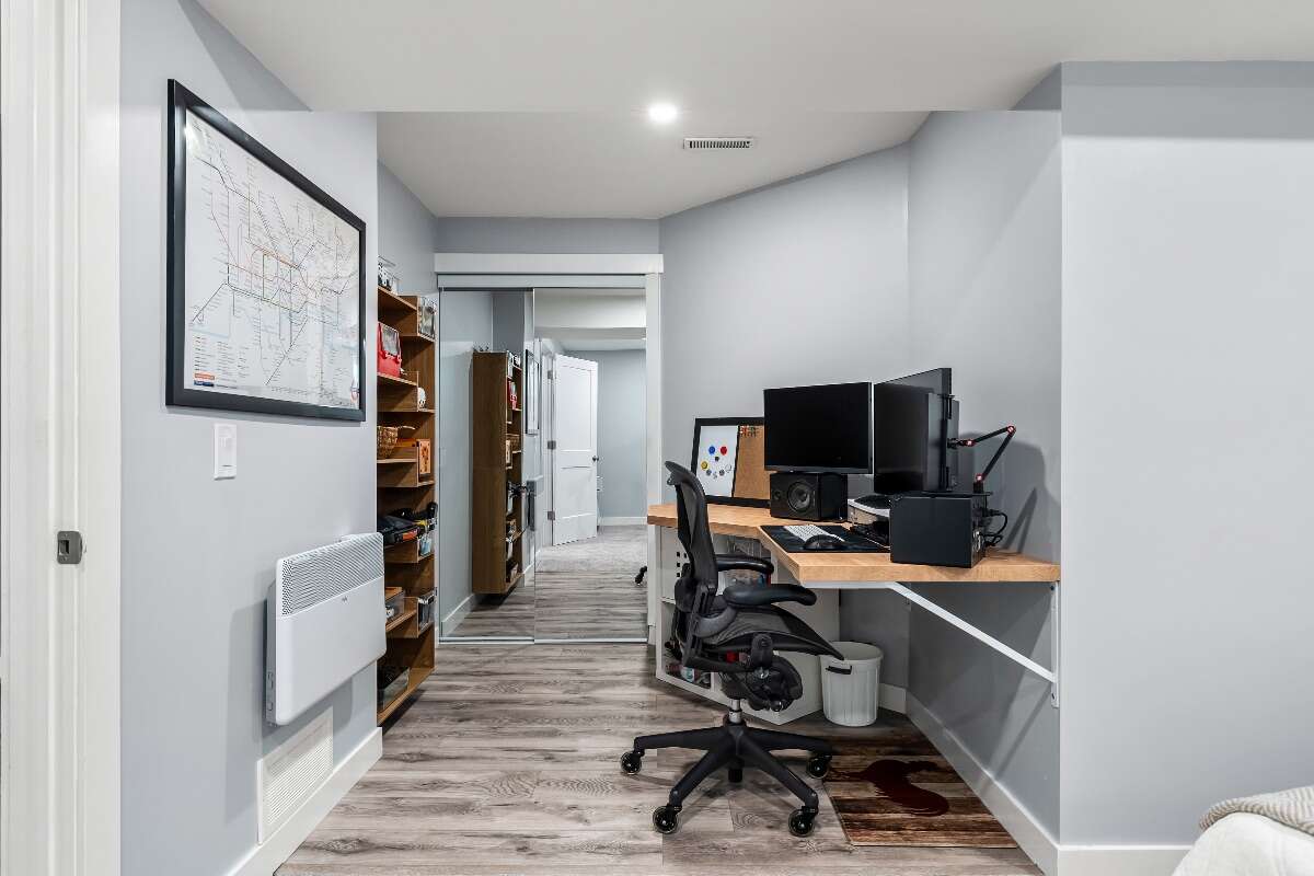 Many modern upgrades, close to amenities & parks