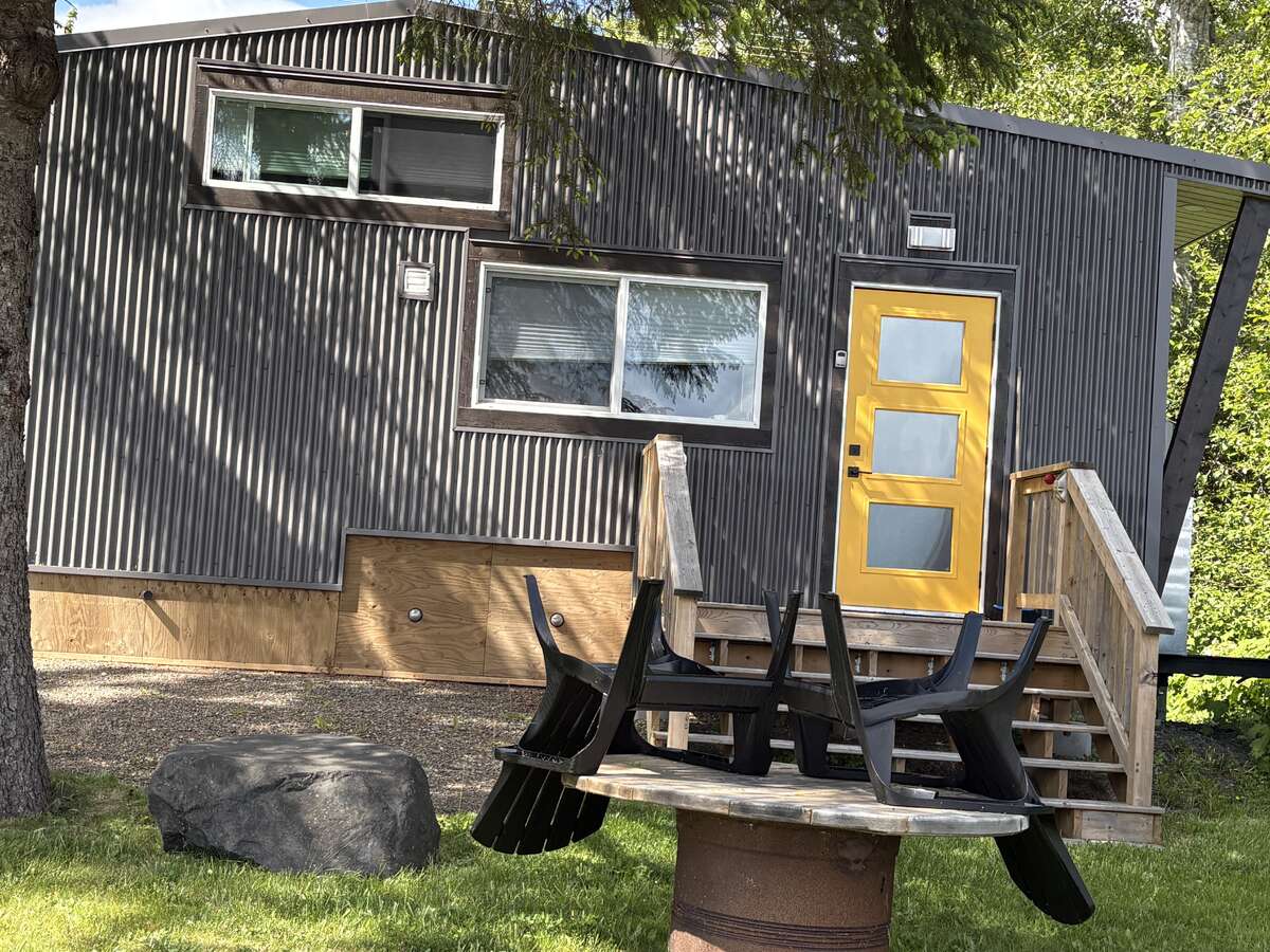 4 bedroom family home & tiny home