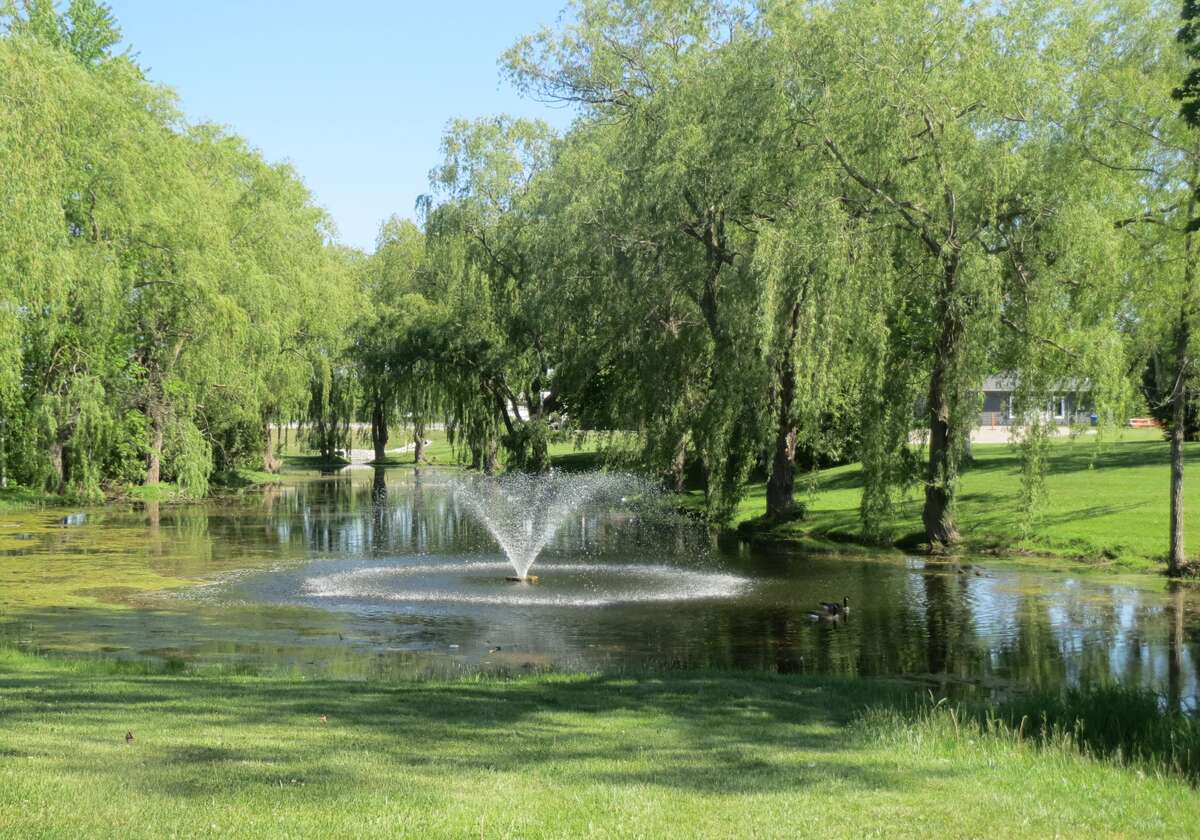 Huron Haven Village pond