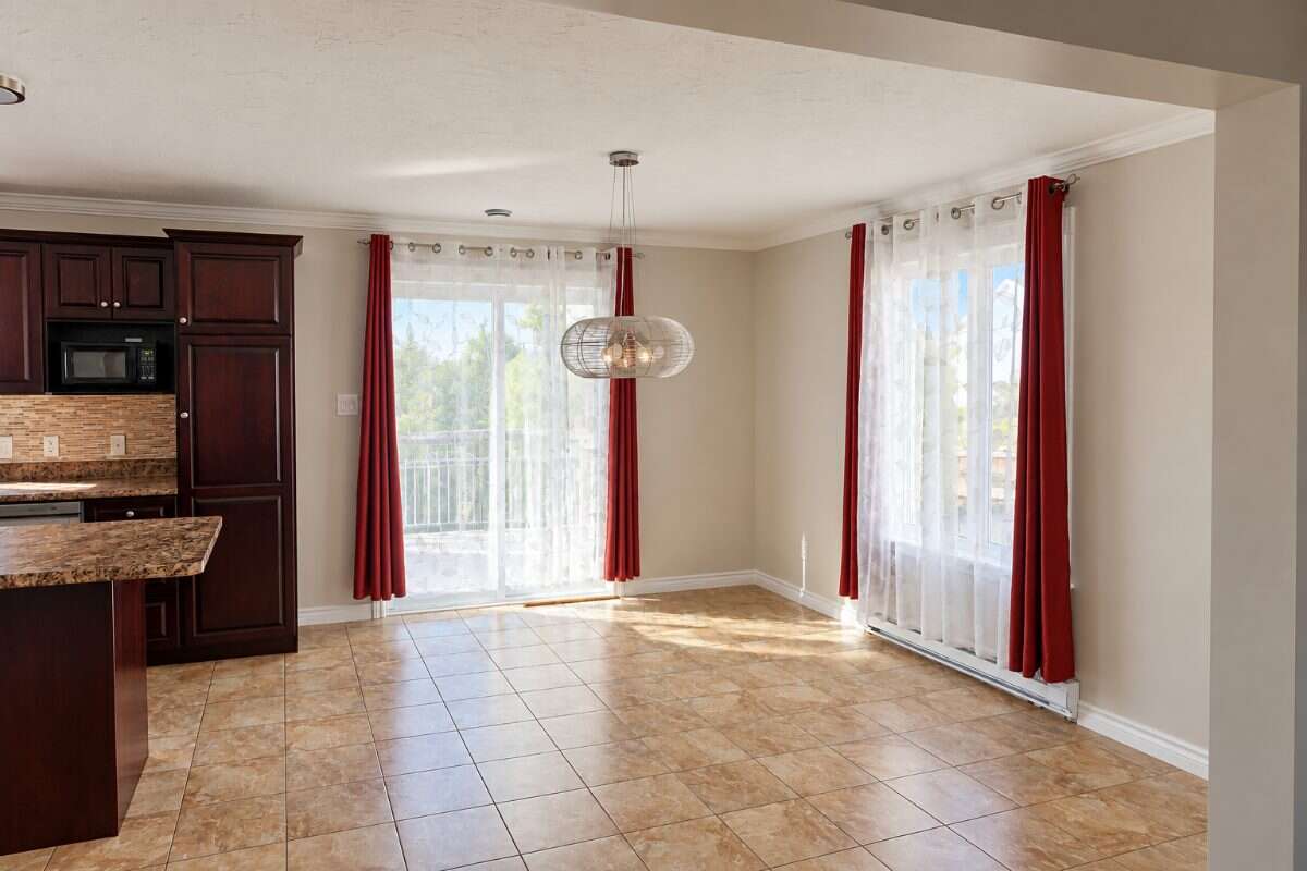Beautiful, sun-filled 3-bedroom, 2.5-bath
