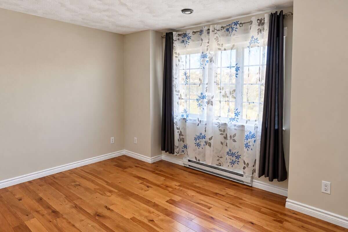 Beautiful, sun-filled 3-bedroom, 2.5-bath