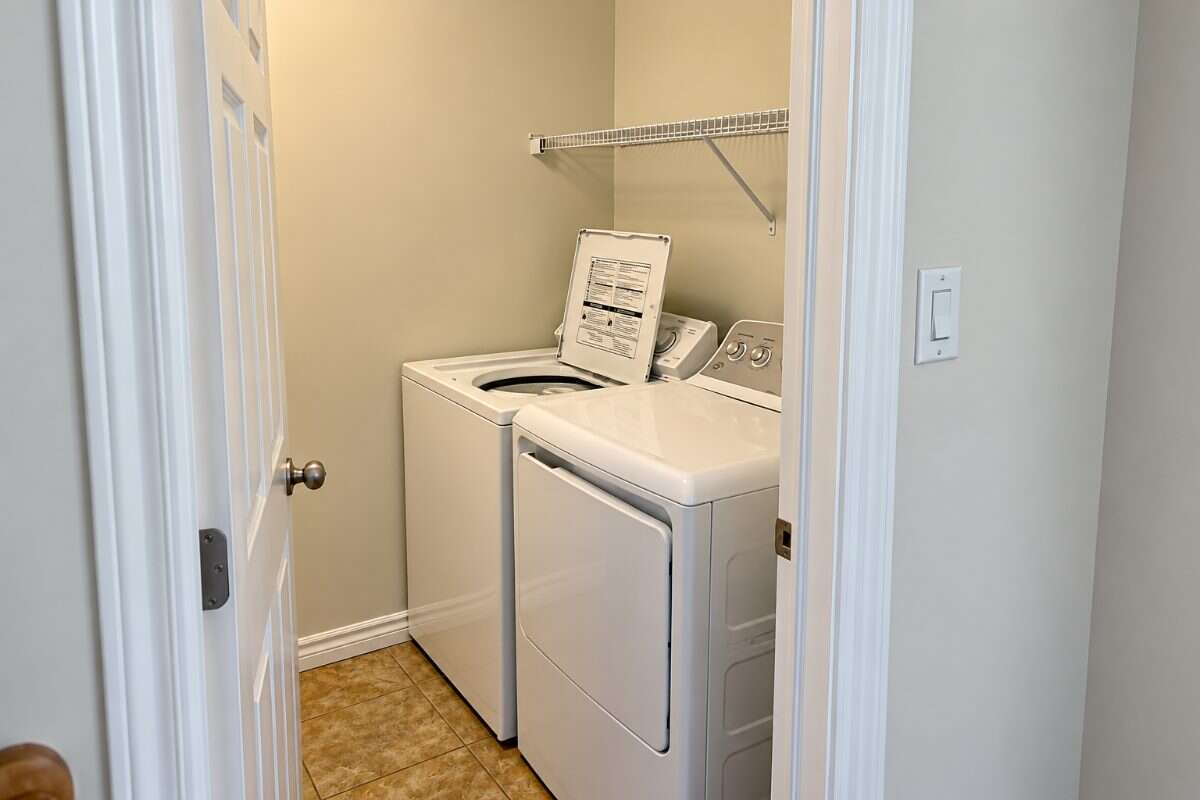 Beautiful, sun-filled 3-bedroom, 2.5-bath
