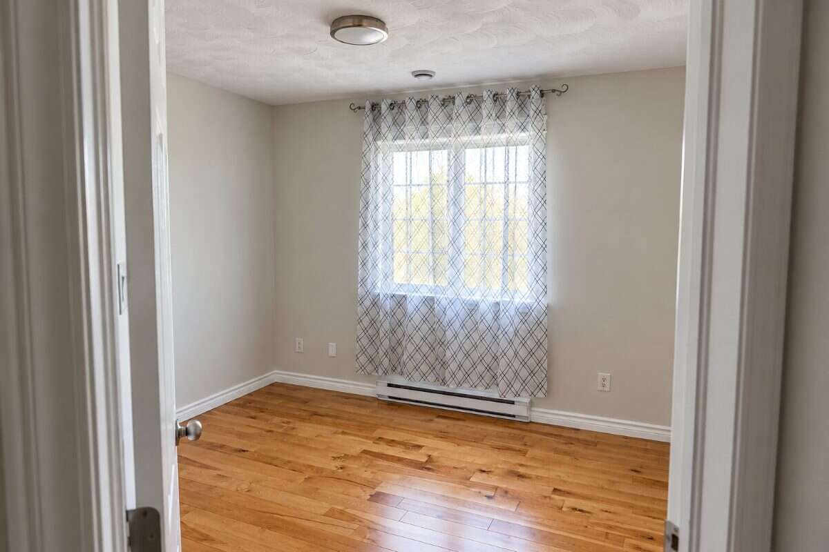 Beautiful, sun-filled 3-bedroom, 2.5-bath