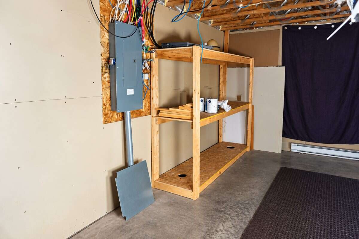 Beautiful, sun-filled 3-bedroom, 2.5-bath