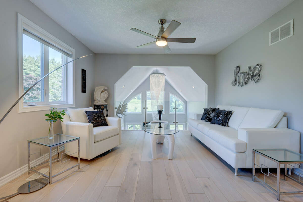 2nd Floor Loft Sitting Area
