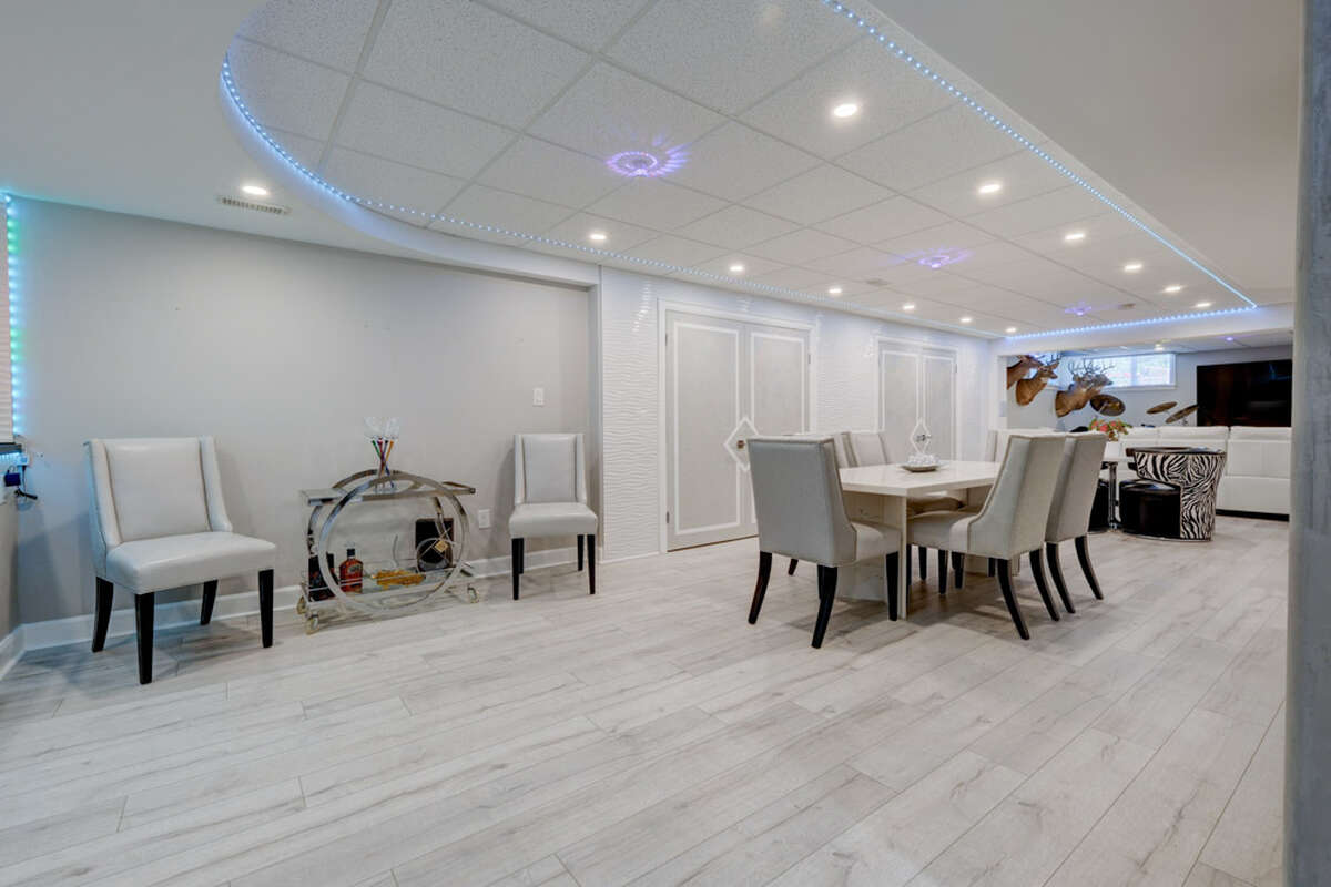 Entertainment Room, Lower Level