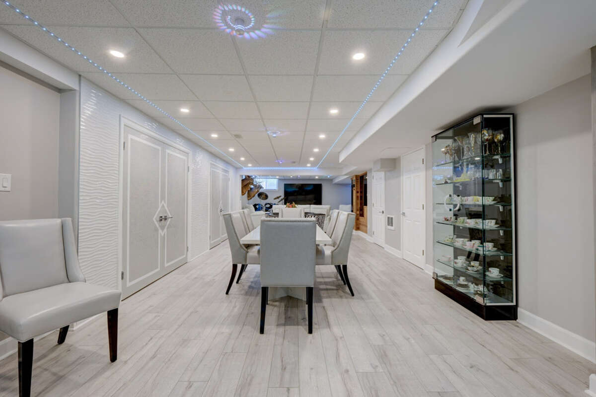 Entertainment Room, Lower Level
