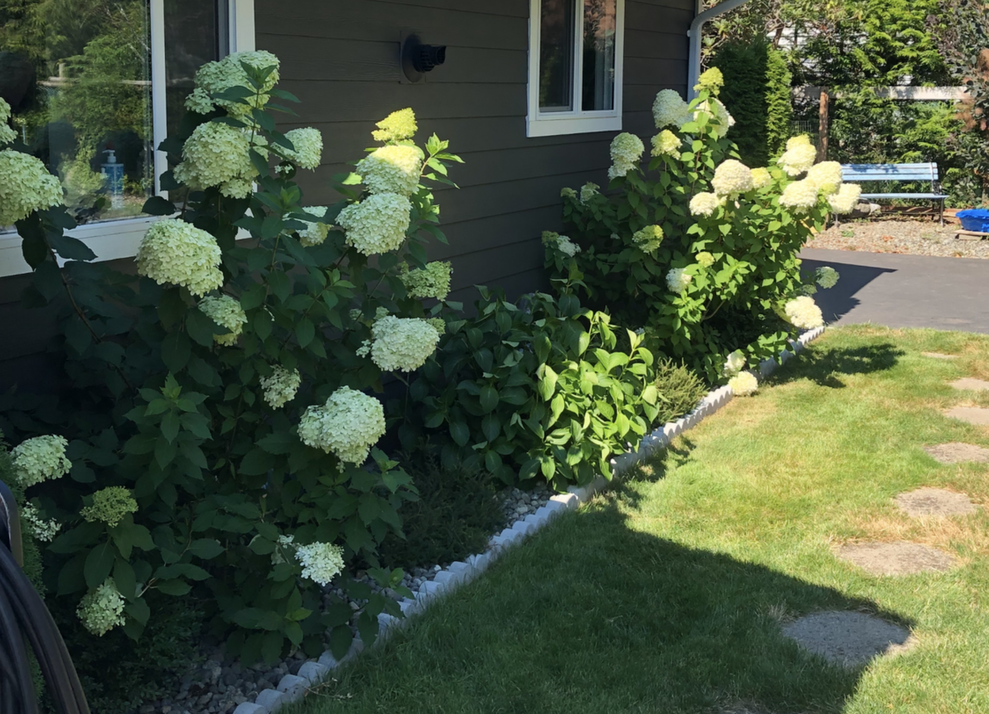 Charming rancher in desirable Huband area