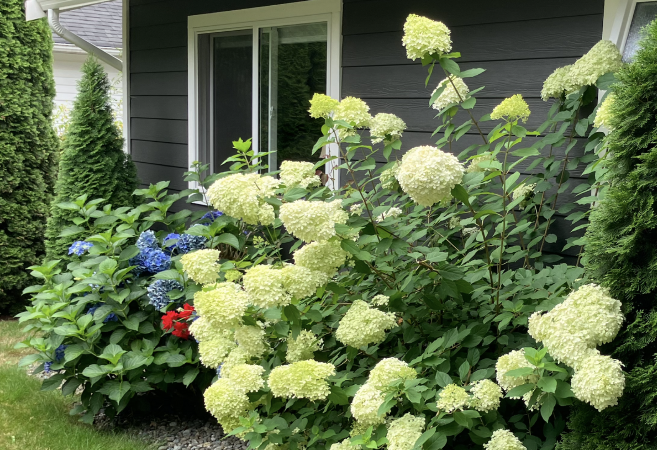Charming rancher in desirable Huband area