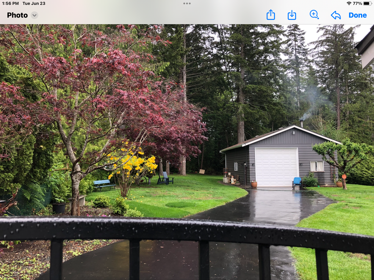Charming rancher in desirable Huband area
