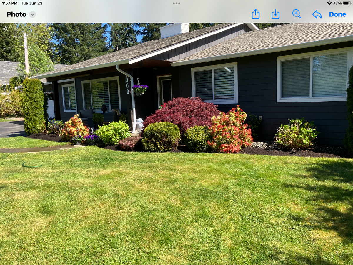 Charming rancher in desirable Huband area