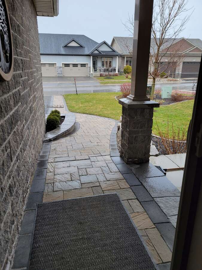Townhouse For Sale in Kemptville, ON - 2 bed, 2 bath