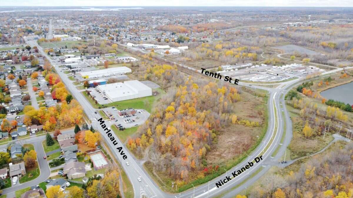 10.46-Acre CC-SC Corner, Cornwall ON