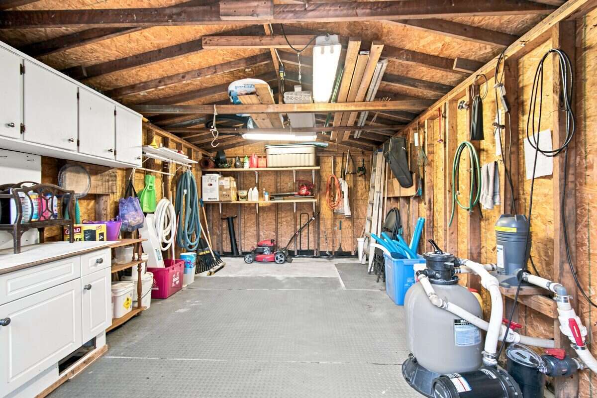 RARE Above-Ground 4-Bedroom Raised Ranch