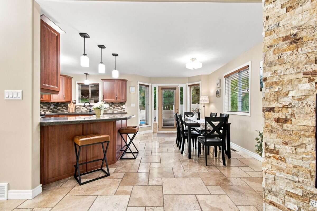 RARE Above-Ground 4-Bedroom Raised Ranch