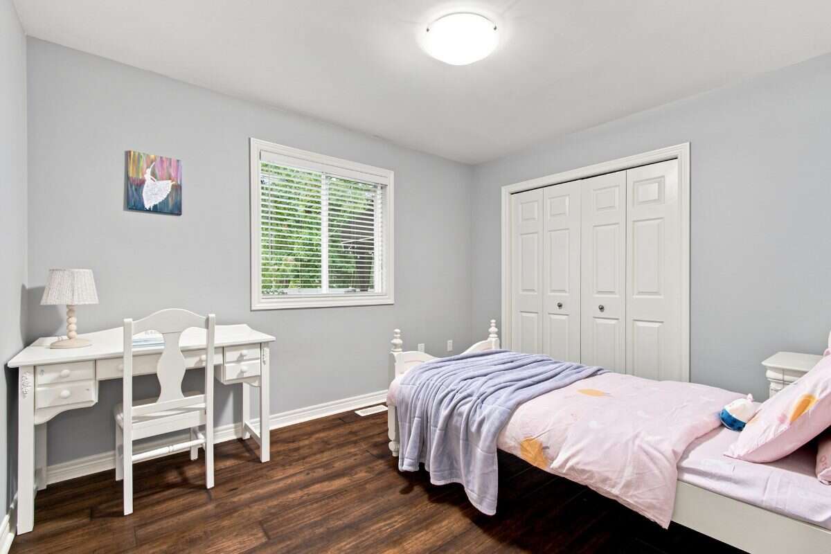 RARE Above-Ground 4-Bedroom Raised Ranch