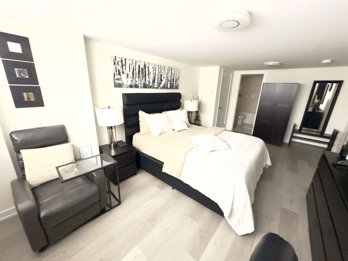 Guest Bedroom (Ensuite) - Basement