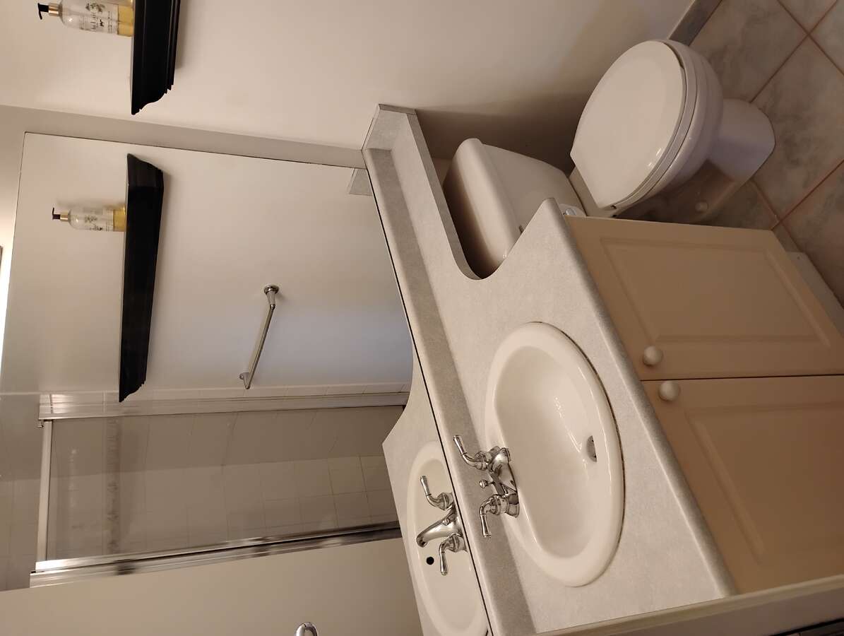 Bathroom 2