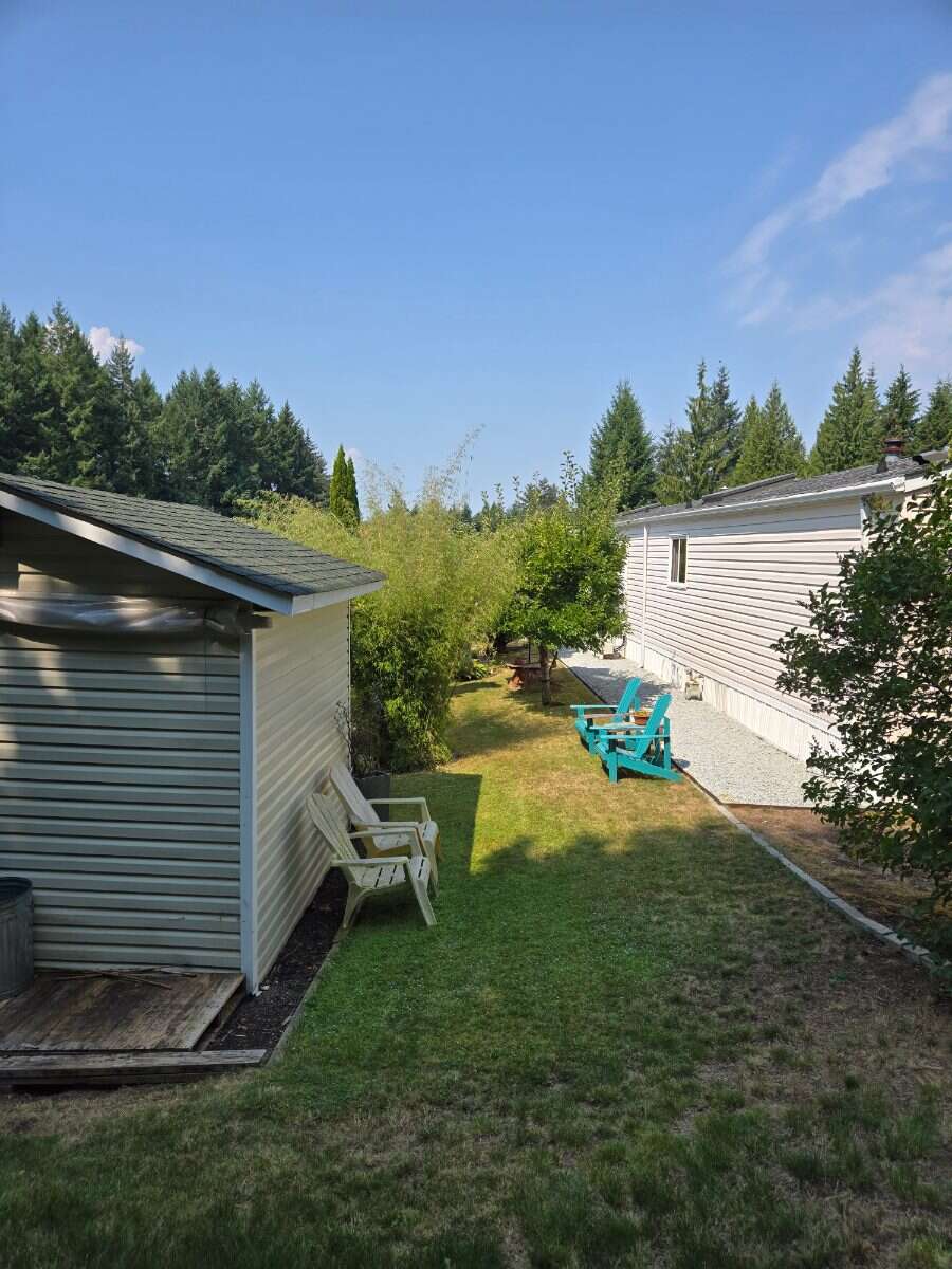 Desirable 55+ Mobile Park Courtenay Van. Island 