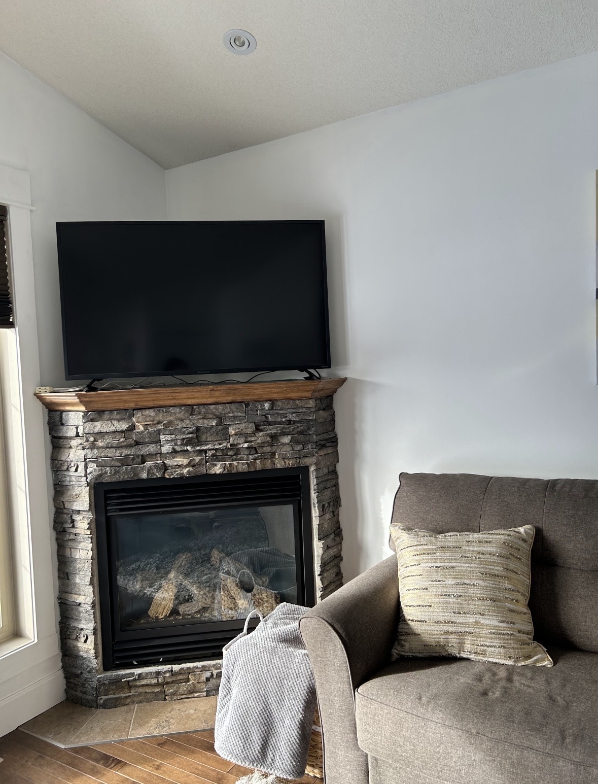 Beautiful Raised Bungalow in College Park