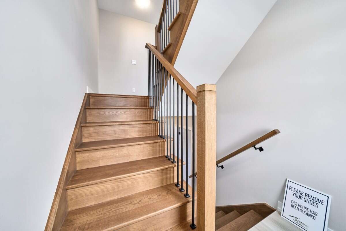 Move-In Ready 3-Bedroom End Unit in Newcastle