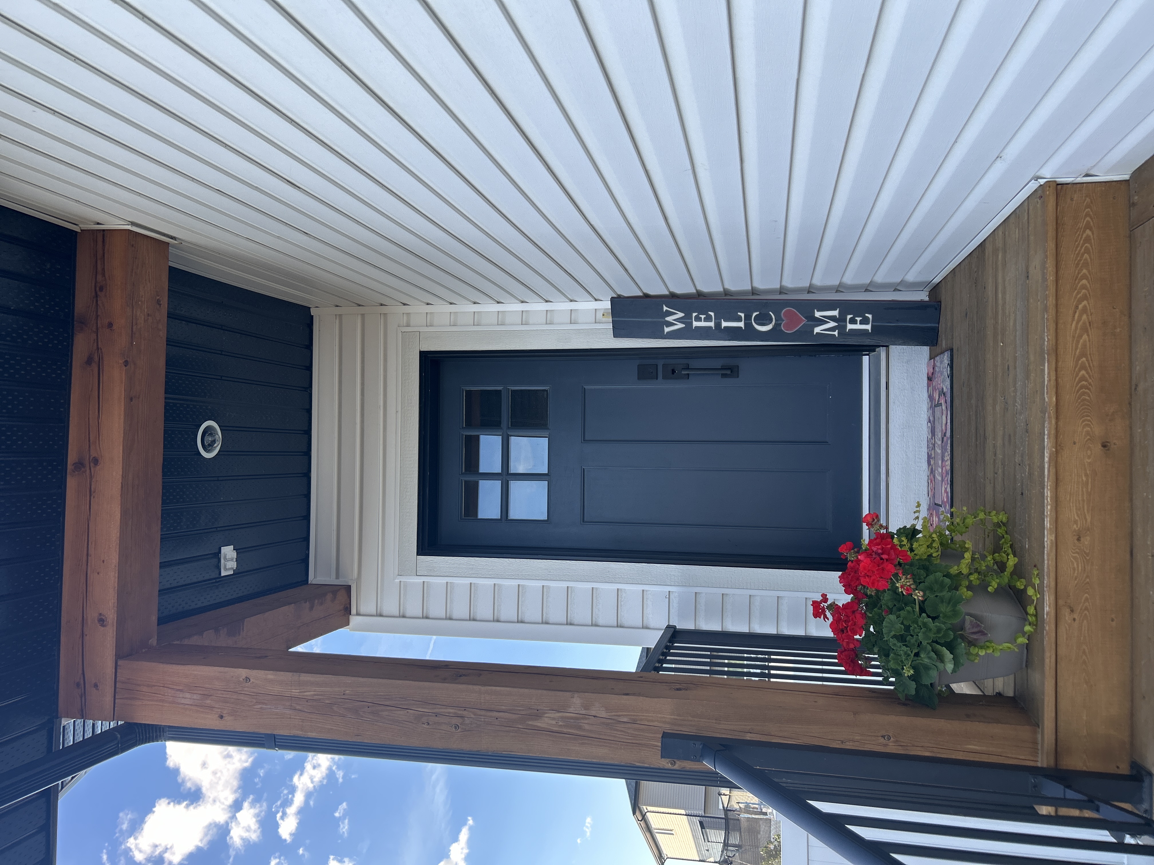 3743 Gee Crescent 4 bedroom Modern Country House