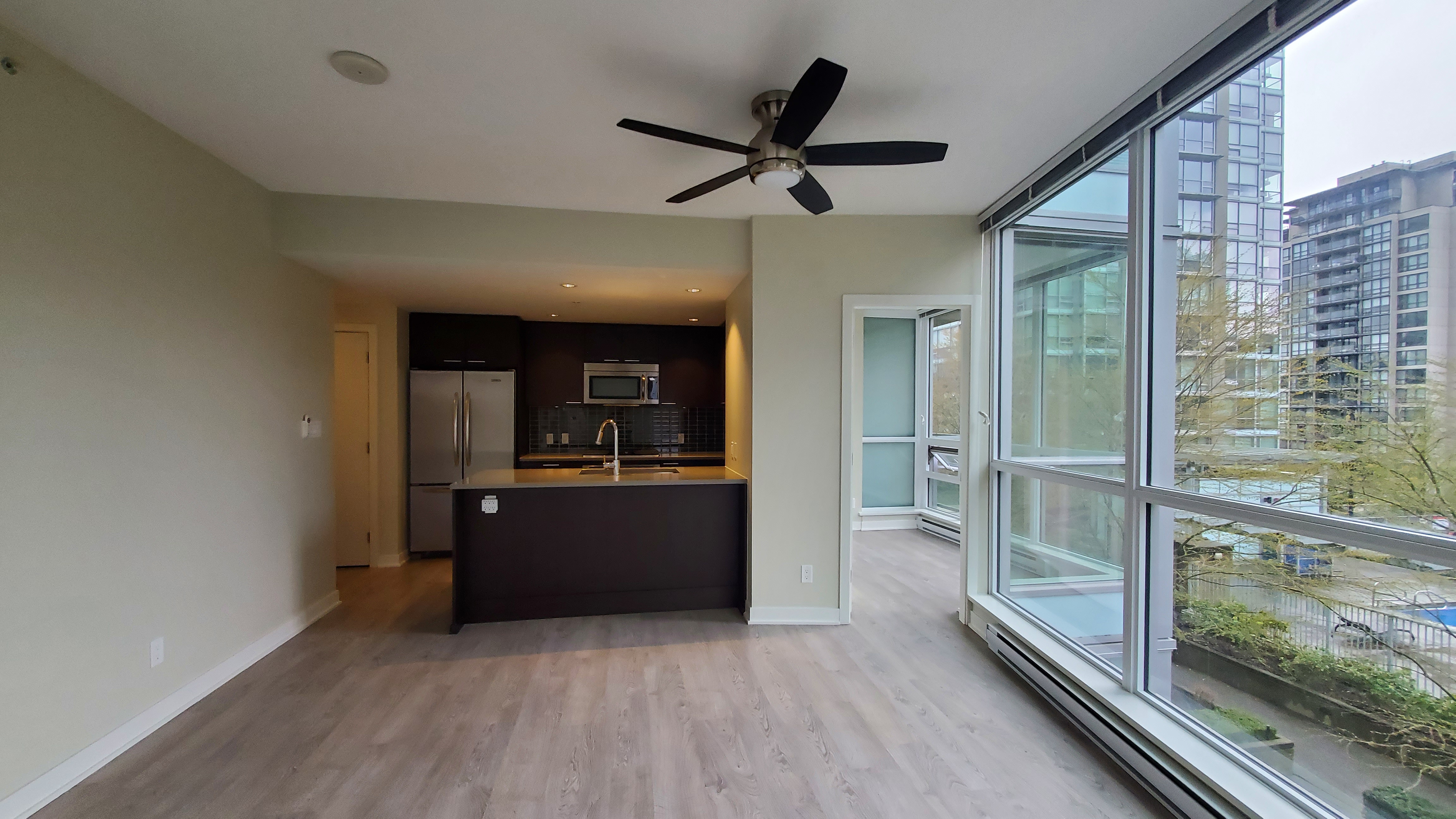 Discover elevated urban living at Grand Central 3