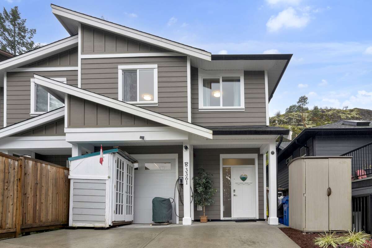 B 3361 Barrington Road