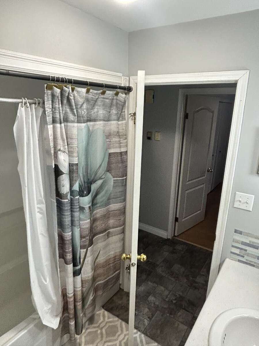 Main floor bathroom