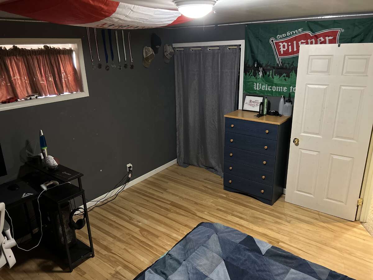 Basement bedroom #2
