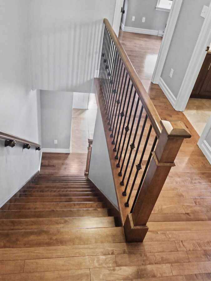 Well-maintained townhouse near St.Anselme Park