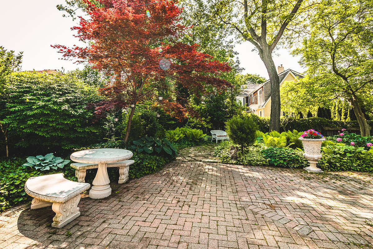 double lot - enjoy as is or build a garage/ADU/swimming pool