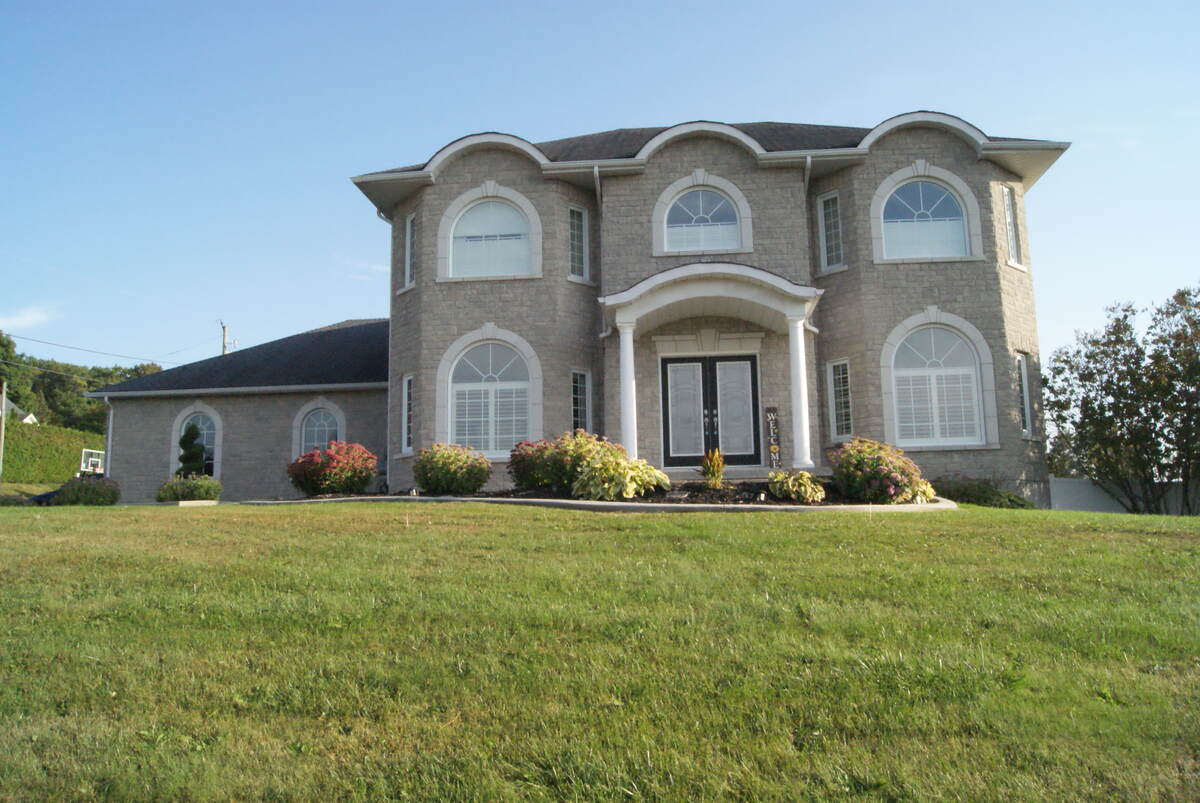  For Sale in Cobourg, 