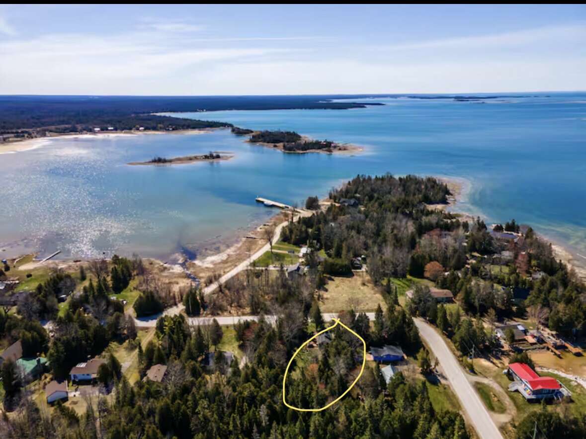 Turnkey 4-Season Cottage Proven Income