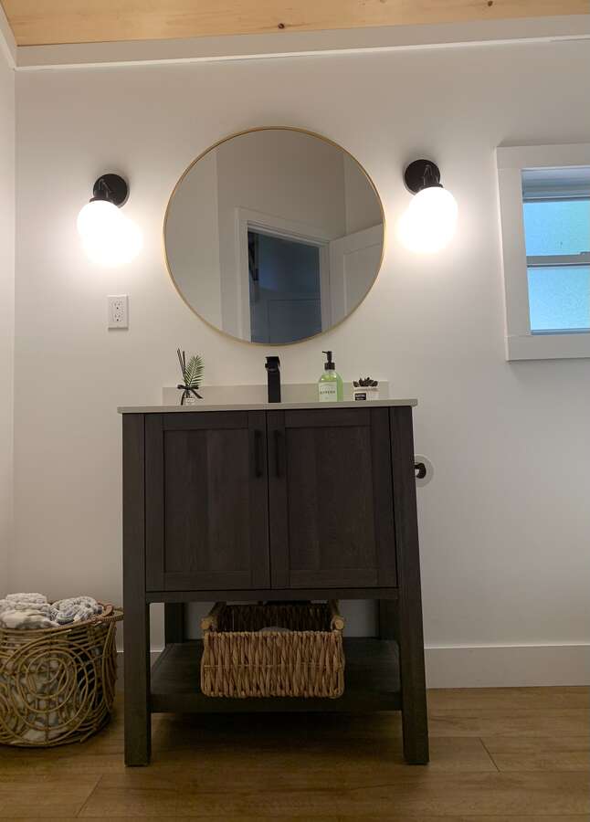 3 piece bathroom