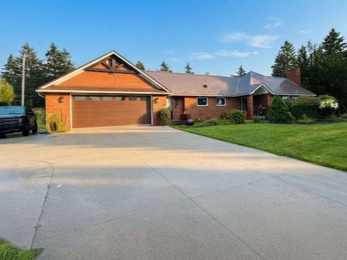 411 Mountain Road