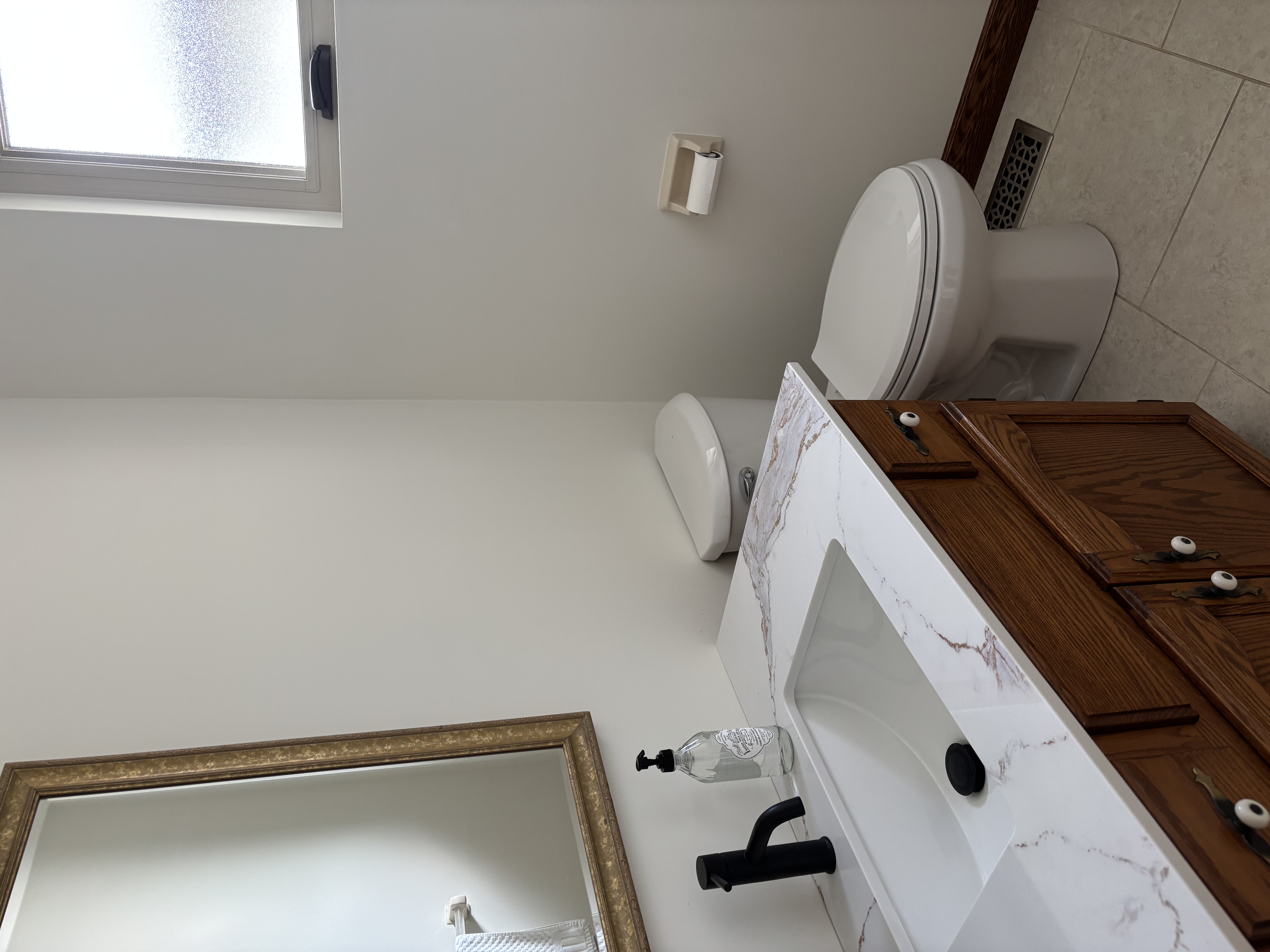 Welcoming family home in desirable New Dundee. 