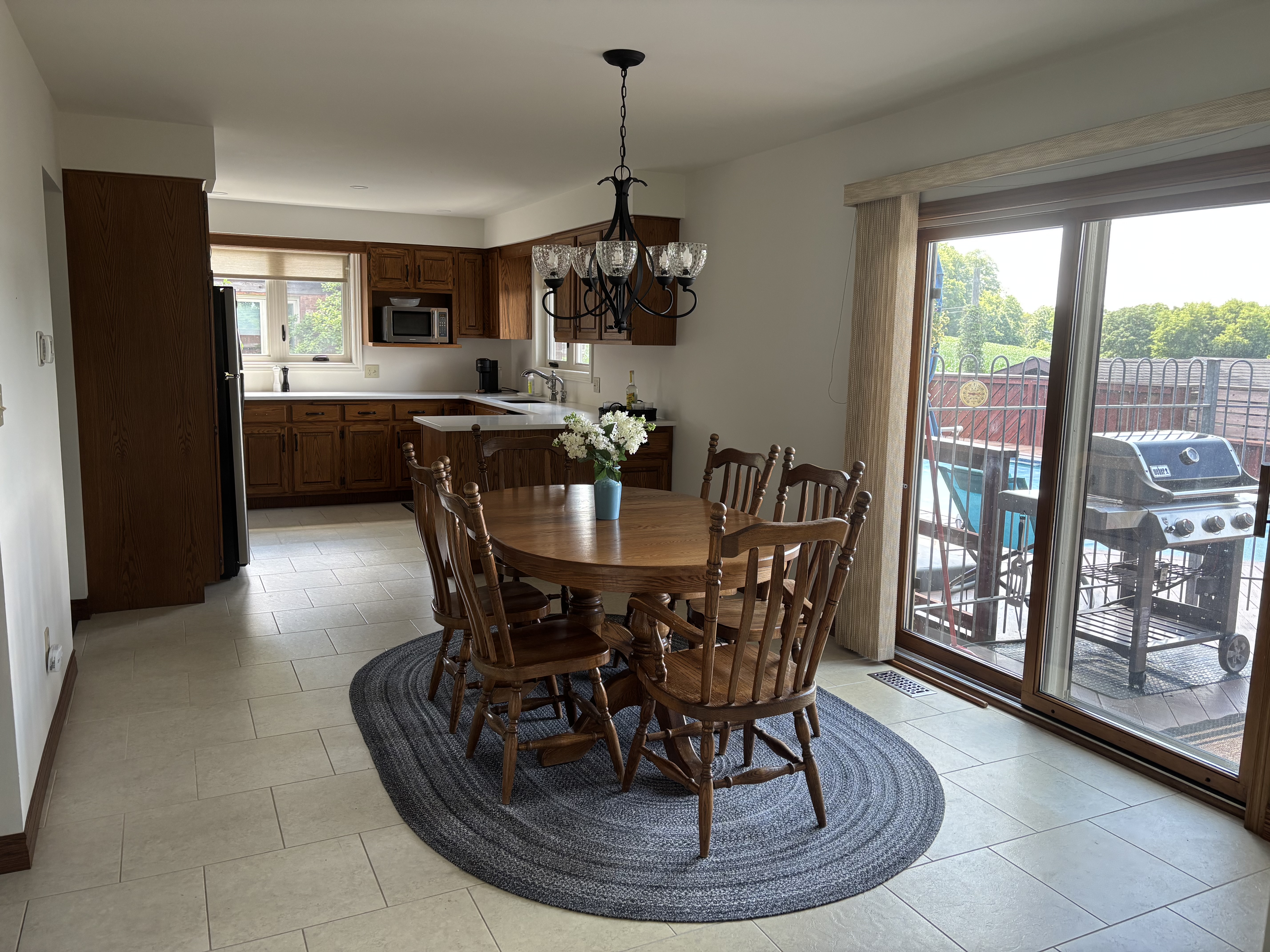 Welcoming family home in desirable New Dundee. 