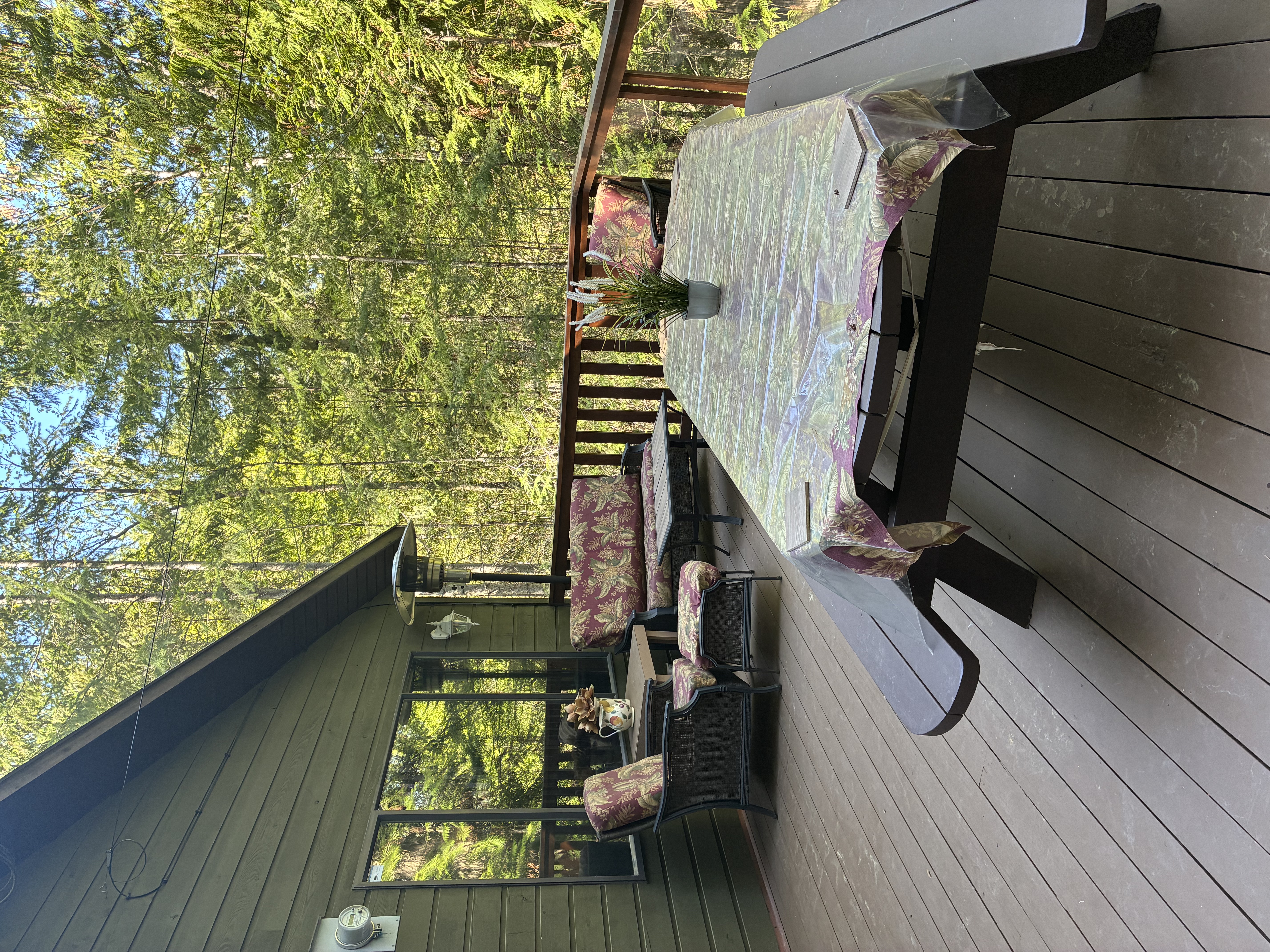 Secluded, Furnished Creekside Home on Bastian Bay